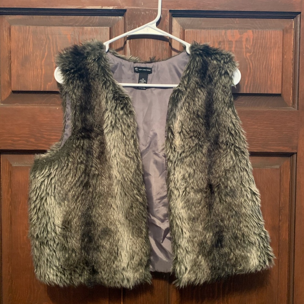 Faux fur vest medium